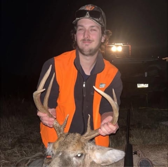 Meet your Posher, Aaron - Picture 1 of 1